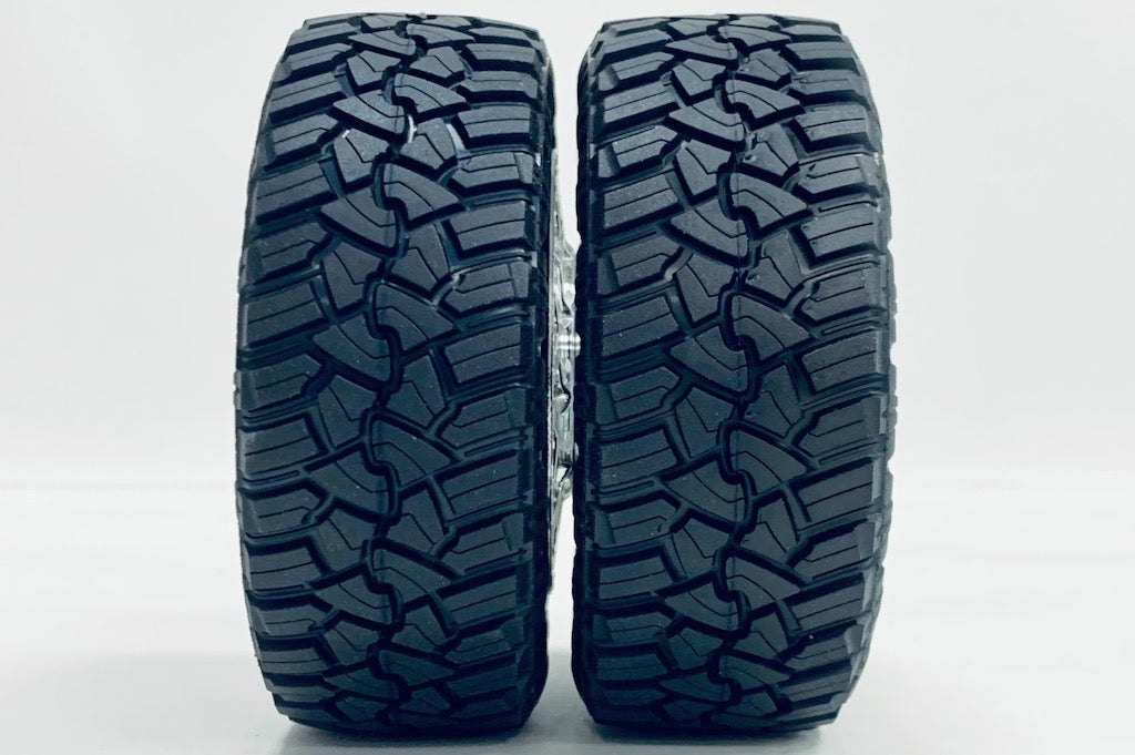 CEN Racing CD0502 Fury Country Hunter M/T2 tire detail view