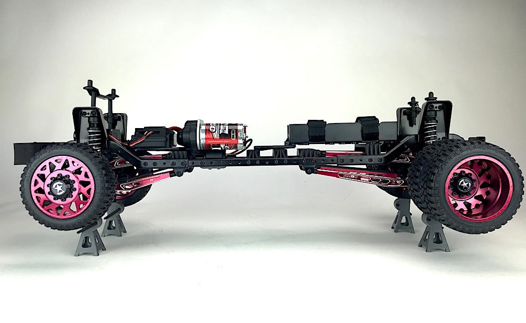 CEN Racing CKD0369 installed front suspension links view 1