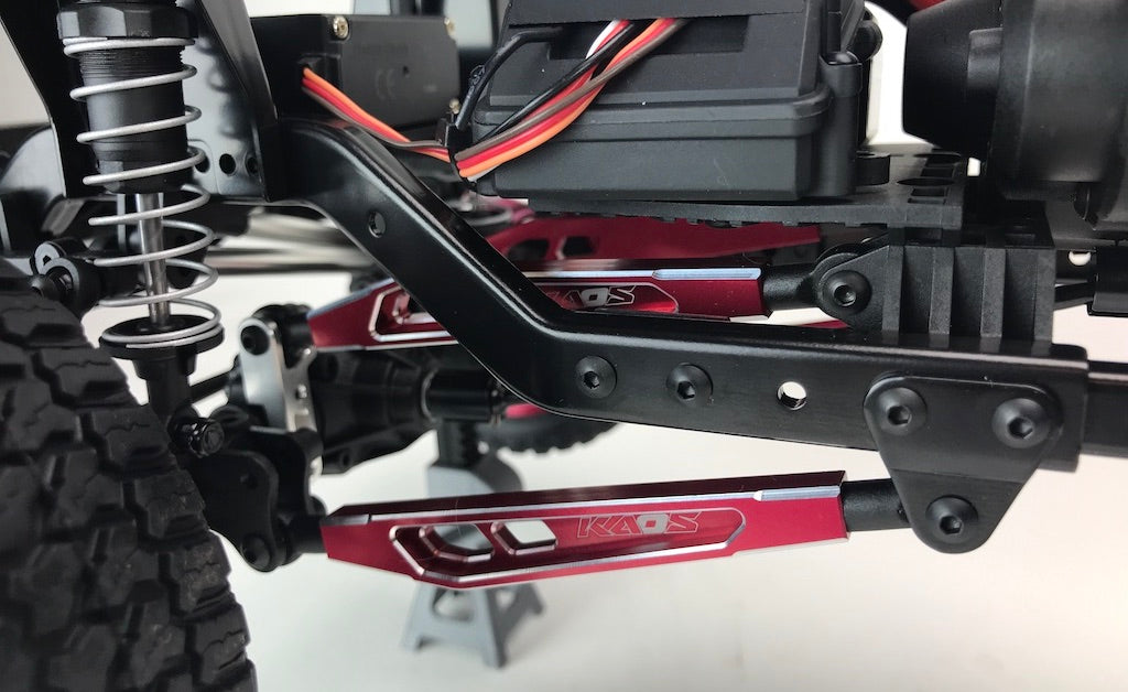 CEN Racing CKD0369 installed front suspension links view 2
