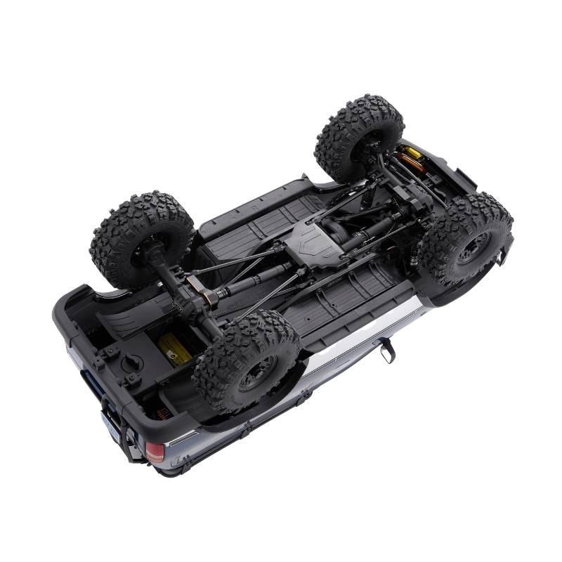 FMS FCX10 PRO Toyota Land Cruiser LC80 RS V2 underside drivetrain view