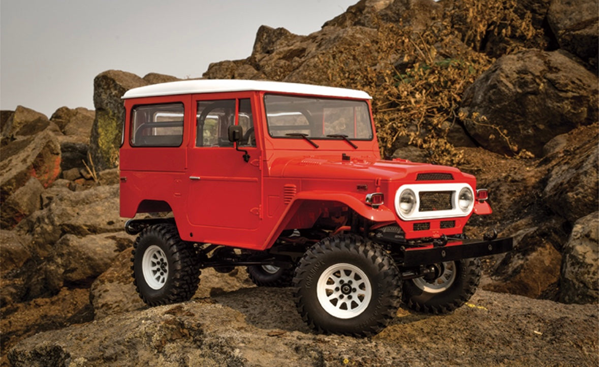 RC4WD Gelande II Cruiser Red front three-quarter view