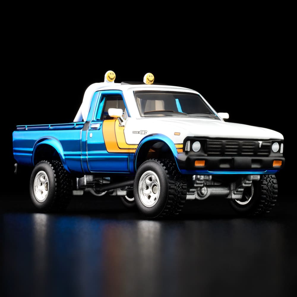 Hot Wheels RLC 1981 Toyota SR5 4WD JCP20 official photo 2