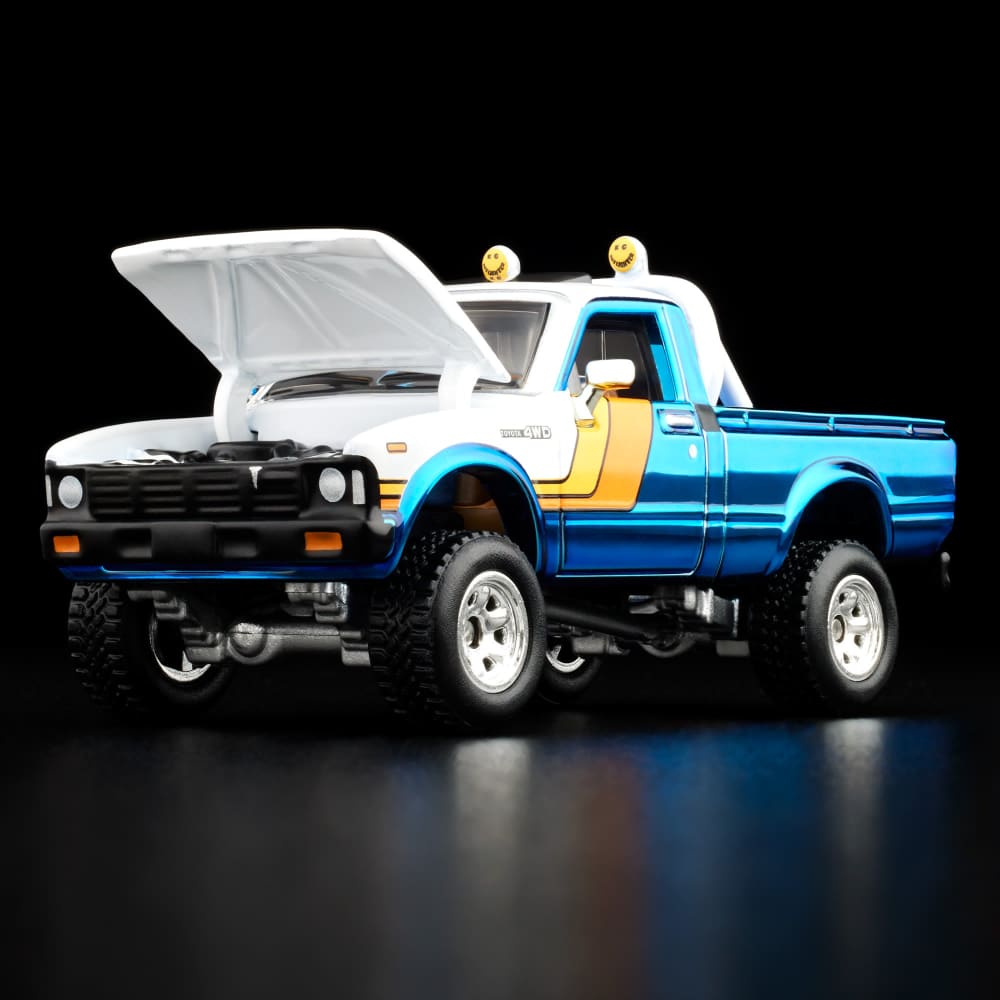 Hot Wheels RLC 1981 Toyota SR5 4WD JCP20 official photo 3