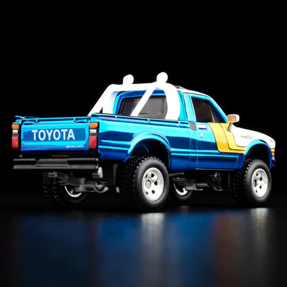 Hot Wheels RLC 1981 Toyota SR5 4WD JCP20 official photo 6