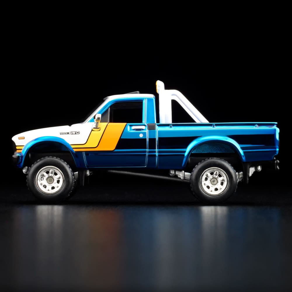 Hot Wheels RLC 1981 Toyota SR5 4WD JCP20 official photo 8