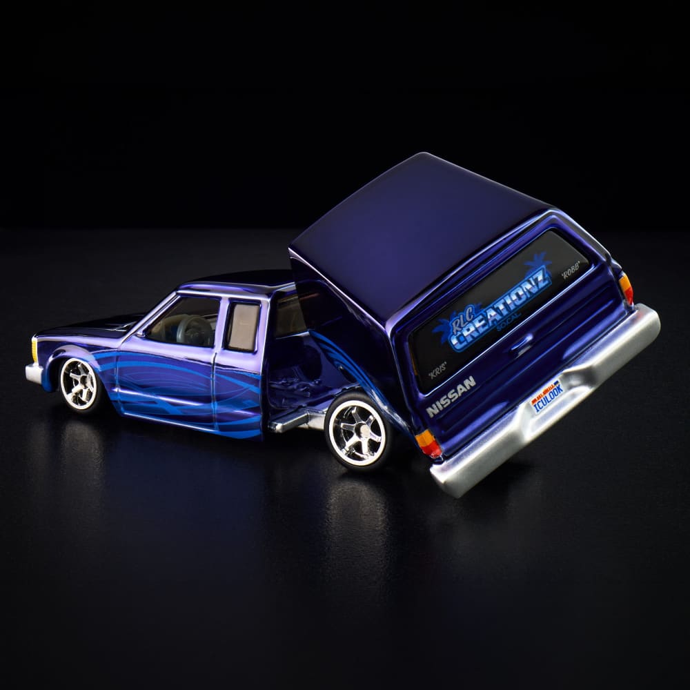Hot Wheels RLC 1986 Nissan 720 King Cab JJY64 official photo 6
