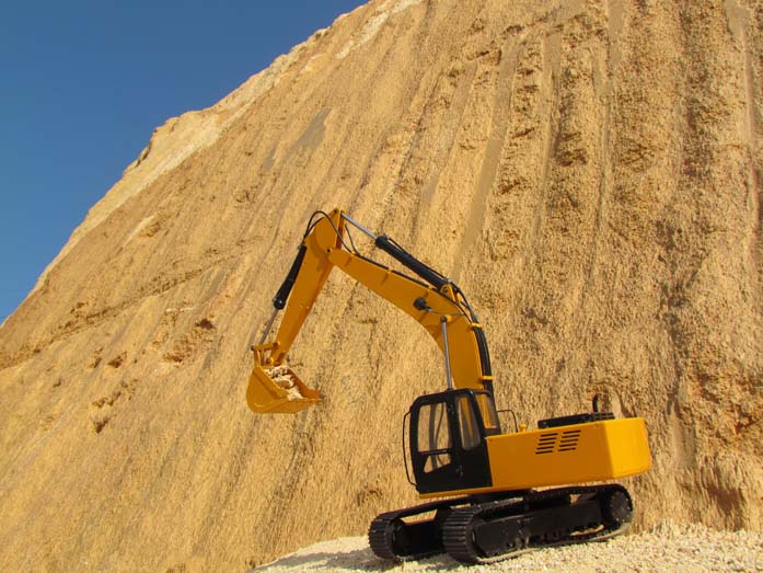 RC4WD Earth Digger 4200XL Version 2.0 track detail