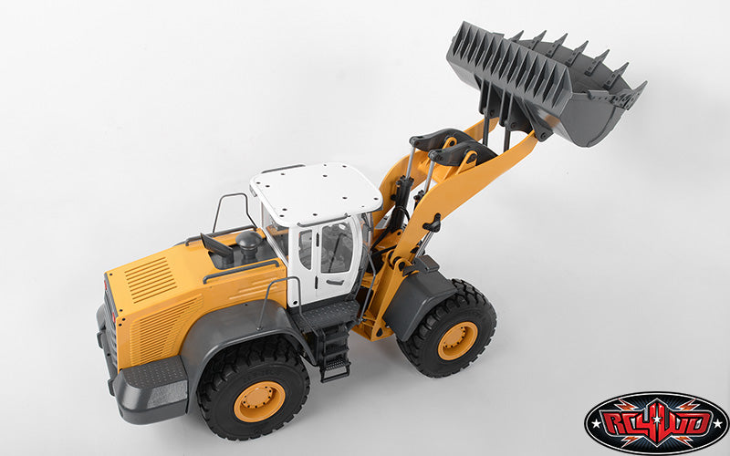 RC4WD Earth Mover 870K rear detail
