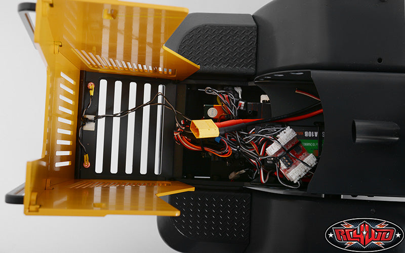 RC4WD Earth Mover 870K wheel and axle detail