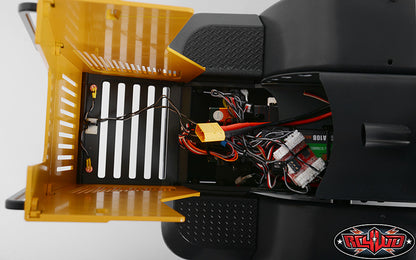 RC4WD Earth Mover 870K wheel and axle detail