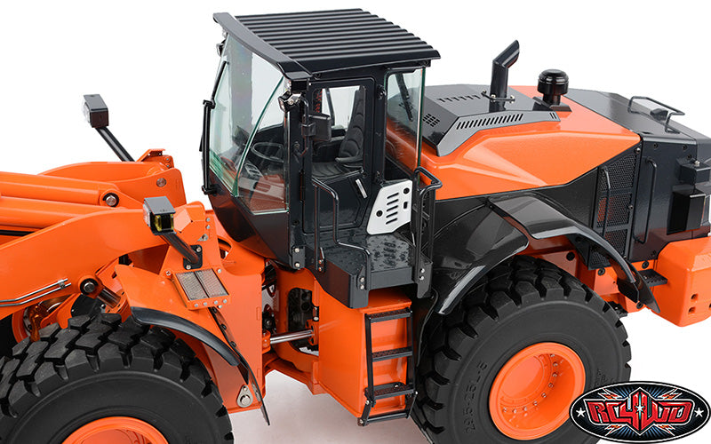 RC4WD Earth Mover ZW370 construction site view