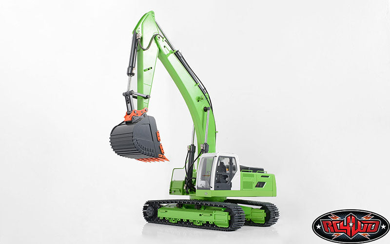RC4WD Digging Bucket Earth Digger 360L working example