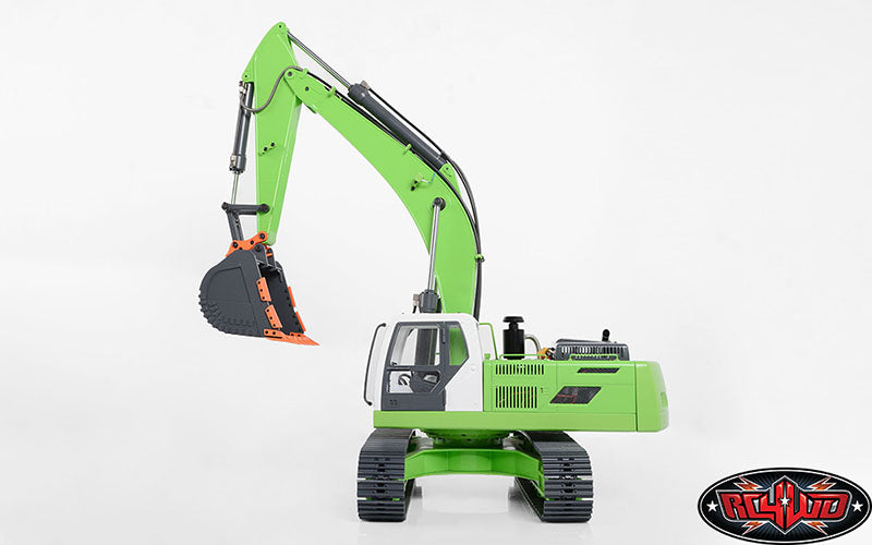 RC4WD Digging Bucket complete installed example