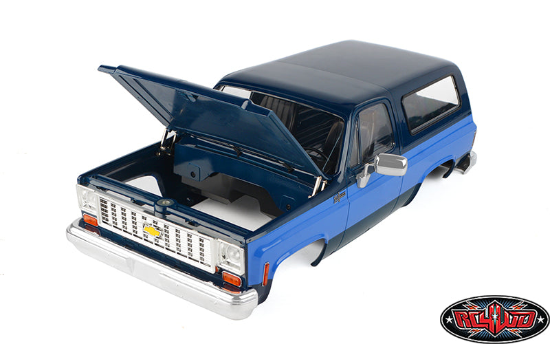 RC4WD Chevrolet Blazer Hard Body Navy Blue removable top detail