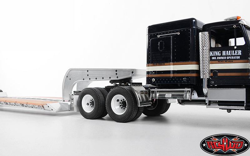 RC4WD 1/14 Lowboy Trailer with tractor example