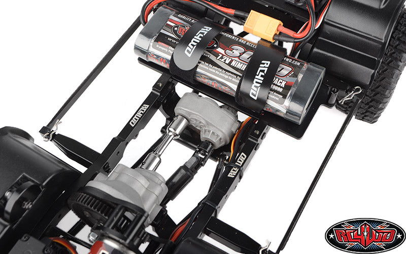 RC4WD Gelande II Defender D90 Grey wheel and tire detail