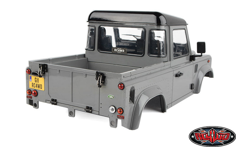 RC4WD Defender D90 Grey opening hood detail