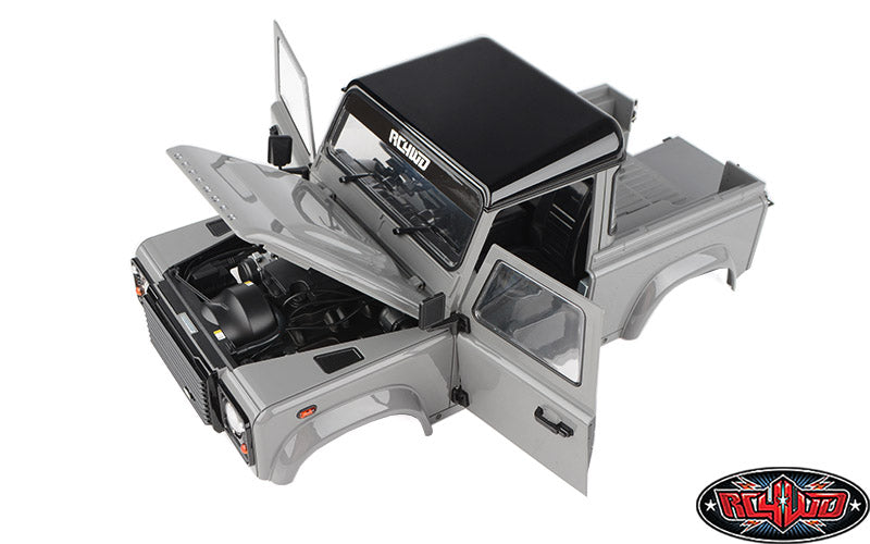 RC4WD Defender D90 Grey TDI engine bay