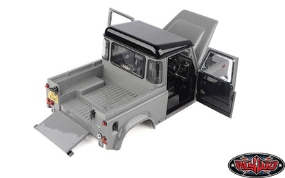 RC4WD Defender D90 Grey opening doors and interior
