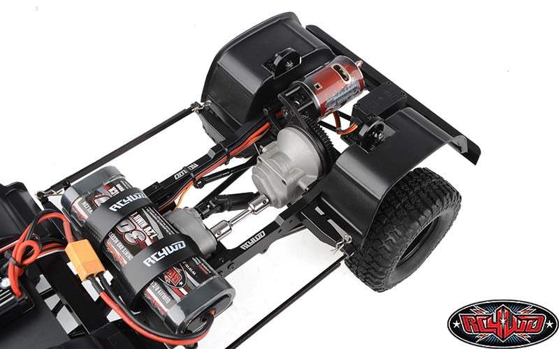 RC4WD Gelande II Defender D90 drivetrain and electronics detail