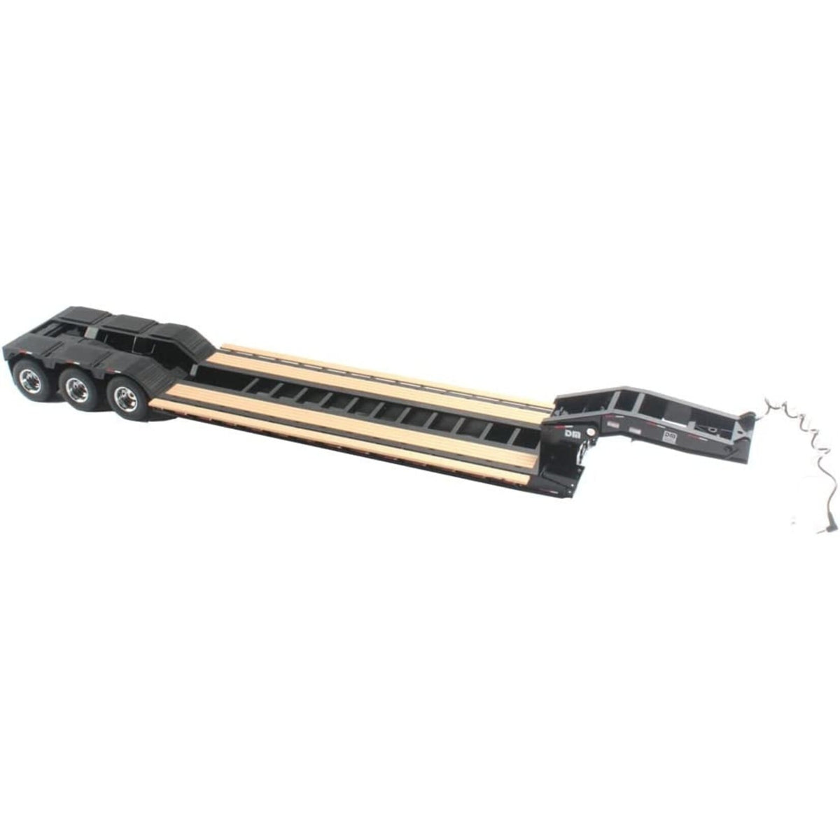 Diecast Masters DCM27010 XL120 lowboy trailer deck and ramp detail
