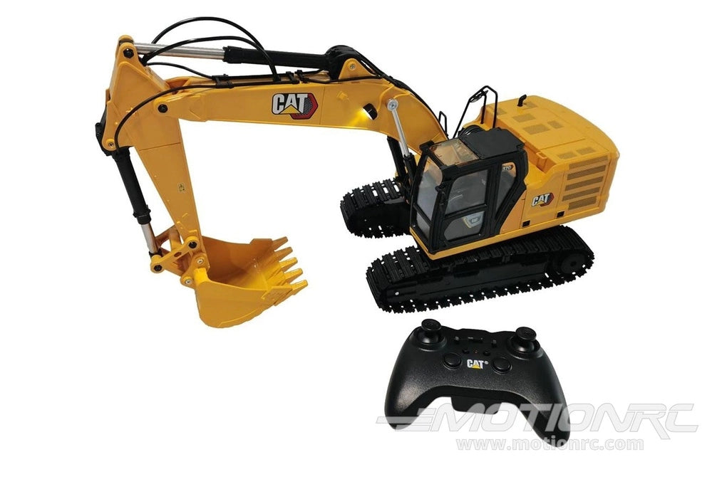 Diecast Masters Caterpillar 320 1/16 RC excavator boom and bucket detail