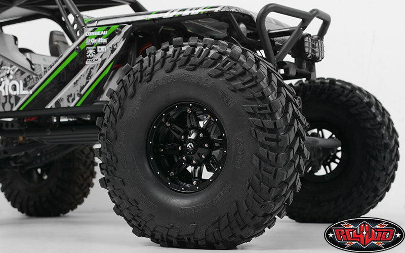 RC4WD Fuel Hostage 2.2-inch beadlock wheel mounted tire close-up