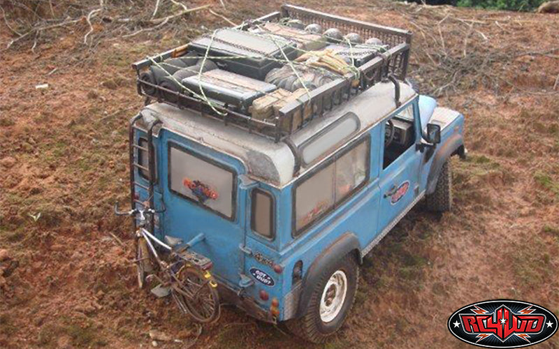 Customer blue expedition truck with RC4WD Dirt Grabber tires