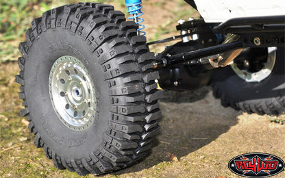 RC4WD Z-T0046 Boyer truck wheel and tire close-up