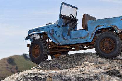 RC4WD 1.9 Landies internal beadlock wheel Z-W0075 official installed application 18