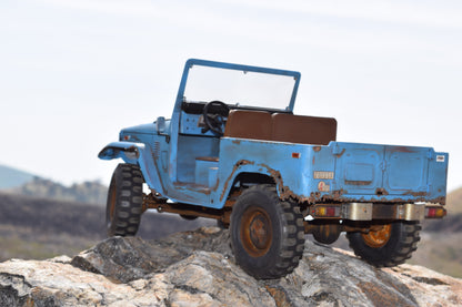 RC4WD 1.9 Landies internal beadlock wheel Z-W0075 official installed application 21