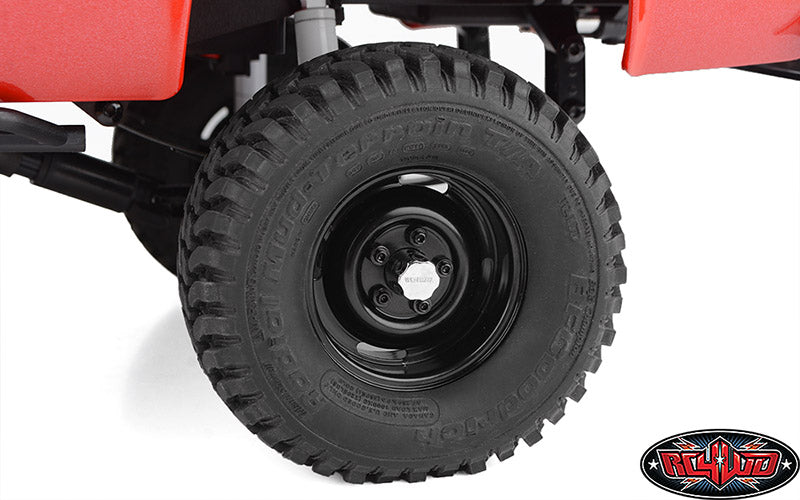 RC4WD Landies Vintage wheel close-up on Trail Finder 2 K10