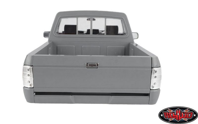 RC4WD 1985 Toyota Pickup hard body rear and bed detail