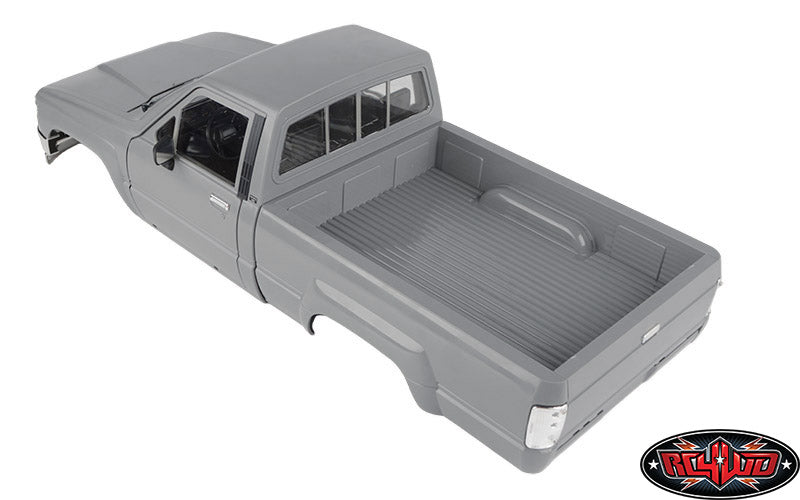 RC4WD 1985 Toyota Pickup hard body top three-quarter view