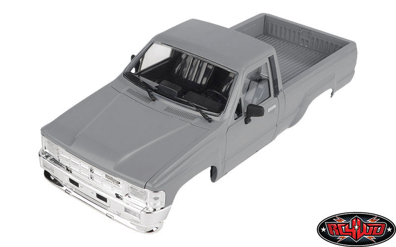 RC4WD 1985 Toyota Pickup hard body front three-quarter view