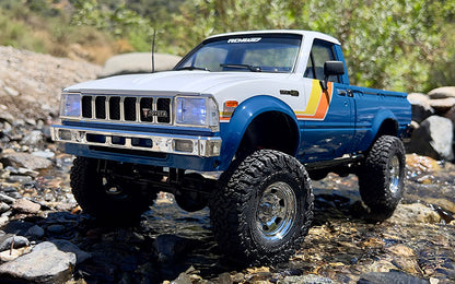 RC4WD Trail Finder 2 1982 Toyota Pickup Blue