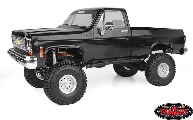 RC4WD BFGoodrich KM3 installed on scale crawler
